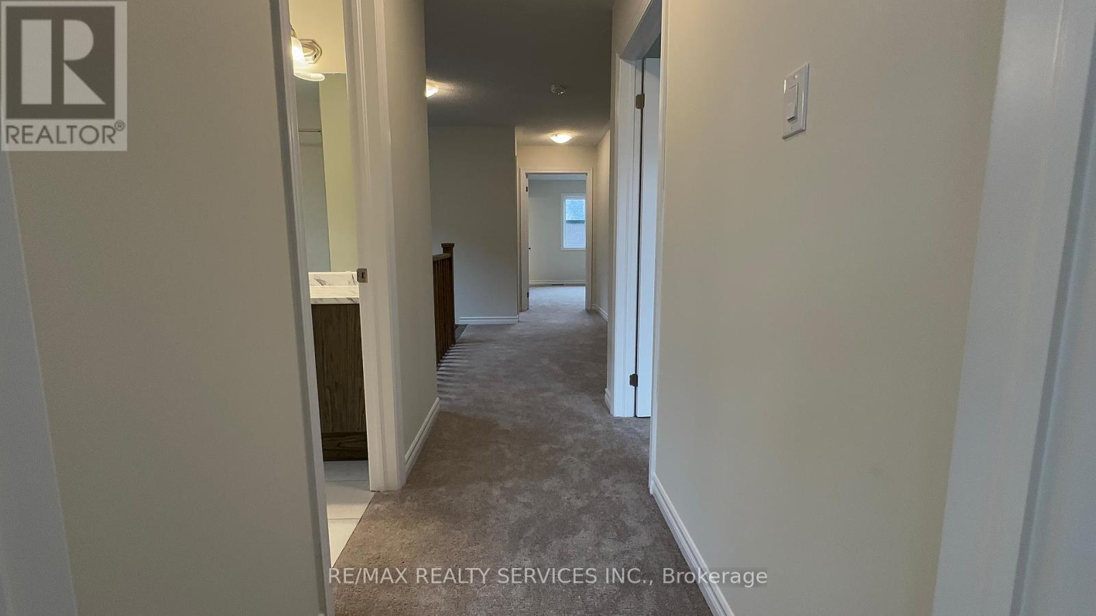 10 Molnar Crescent, Brant, ON - Indoor Photo Showing Other Room