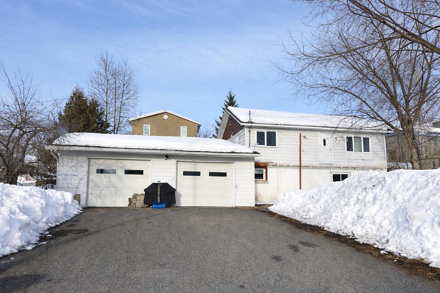 6 Pine Crescent, Red Lake, ON - Outdoor