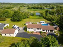 1496 Main ST Hampton, NB E5N 6H1