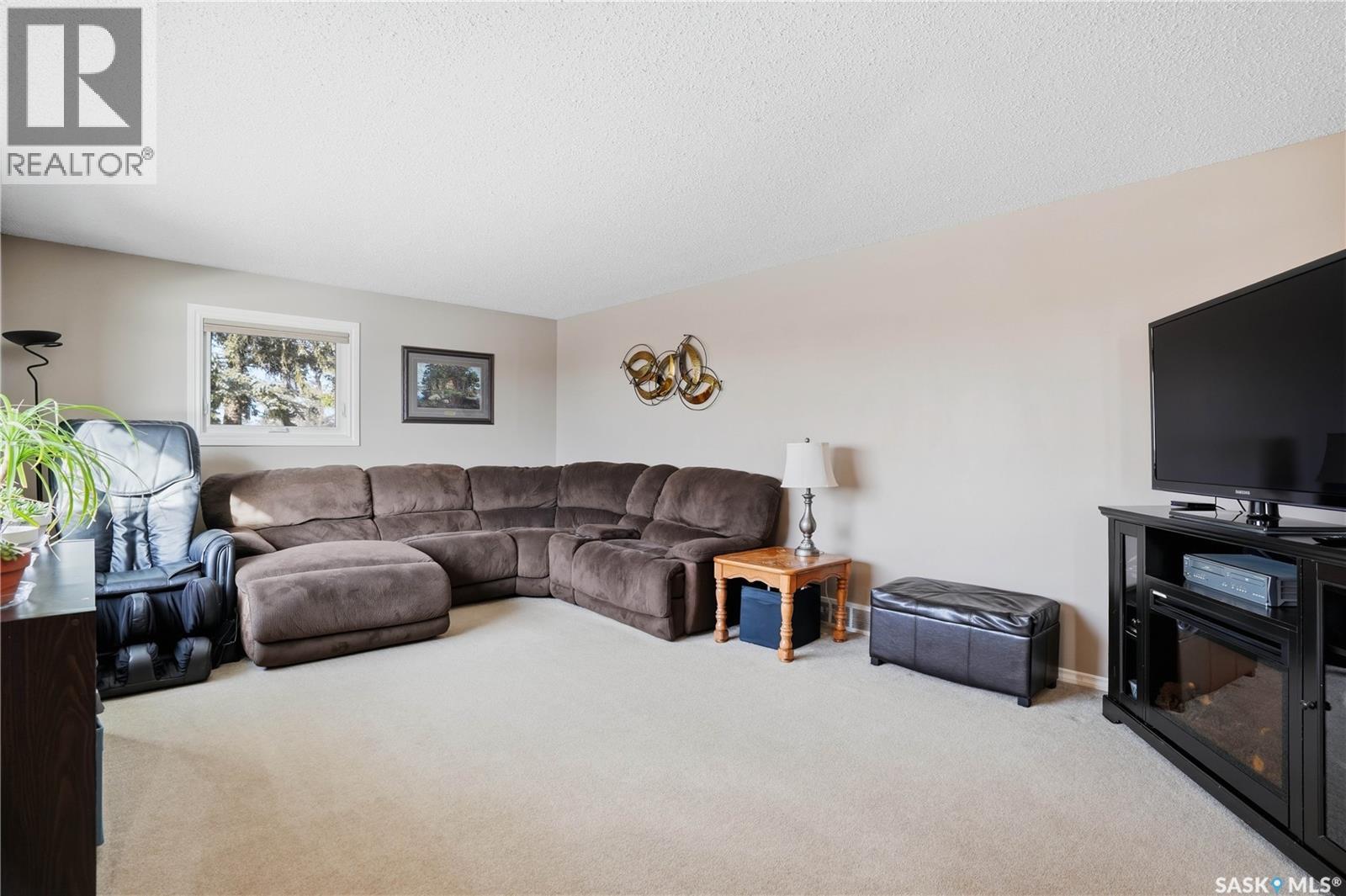 Hallborg Acreage, Chaplin Rm No. 164, SK - Indoor Photo Showing Living Room