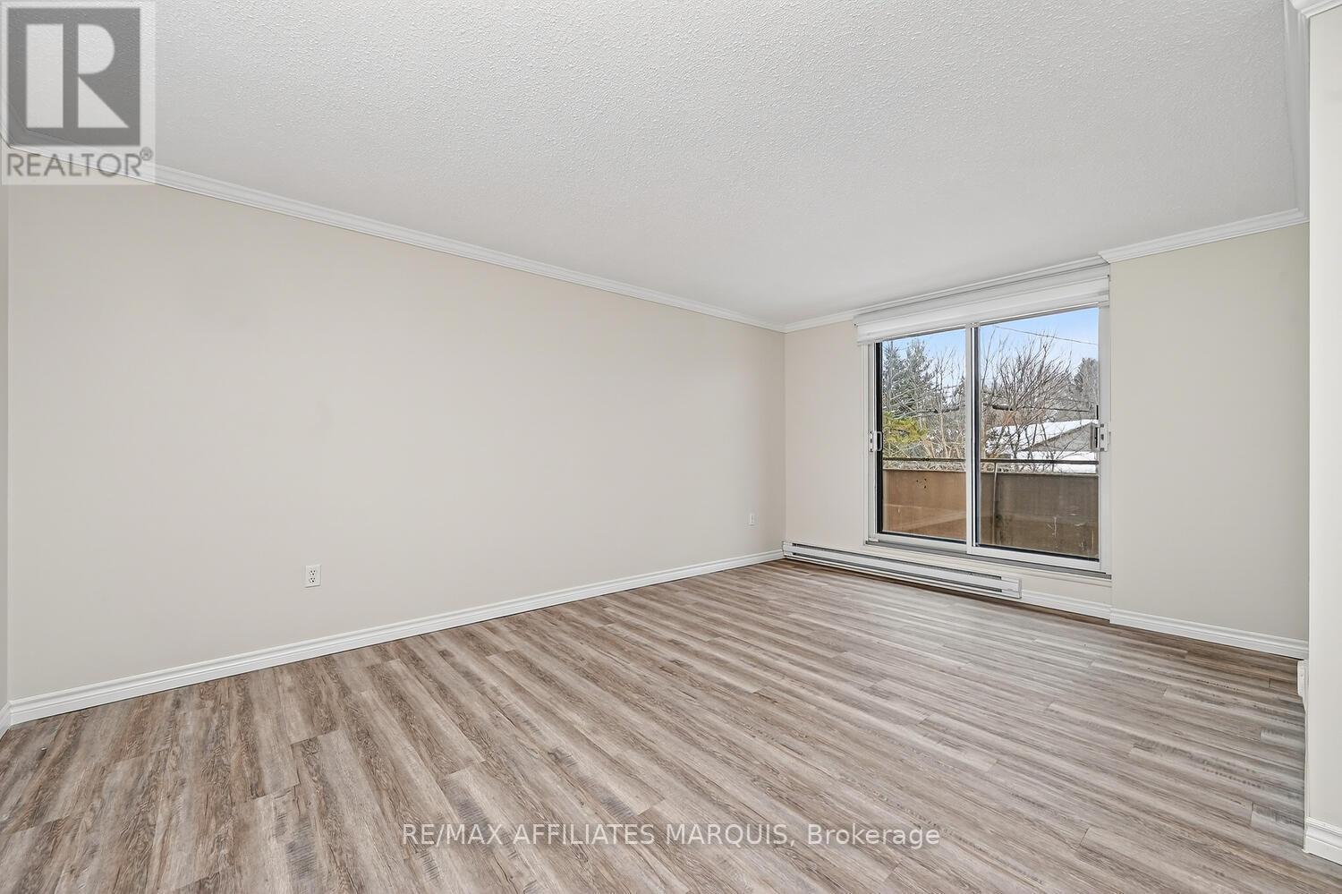 204 - 41 Sunset Boulevard, Perth, ON - Indoor Photo Showing Other Room
