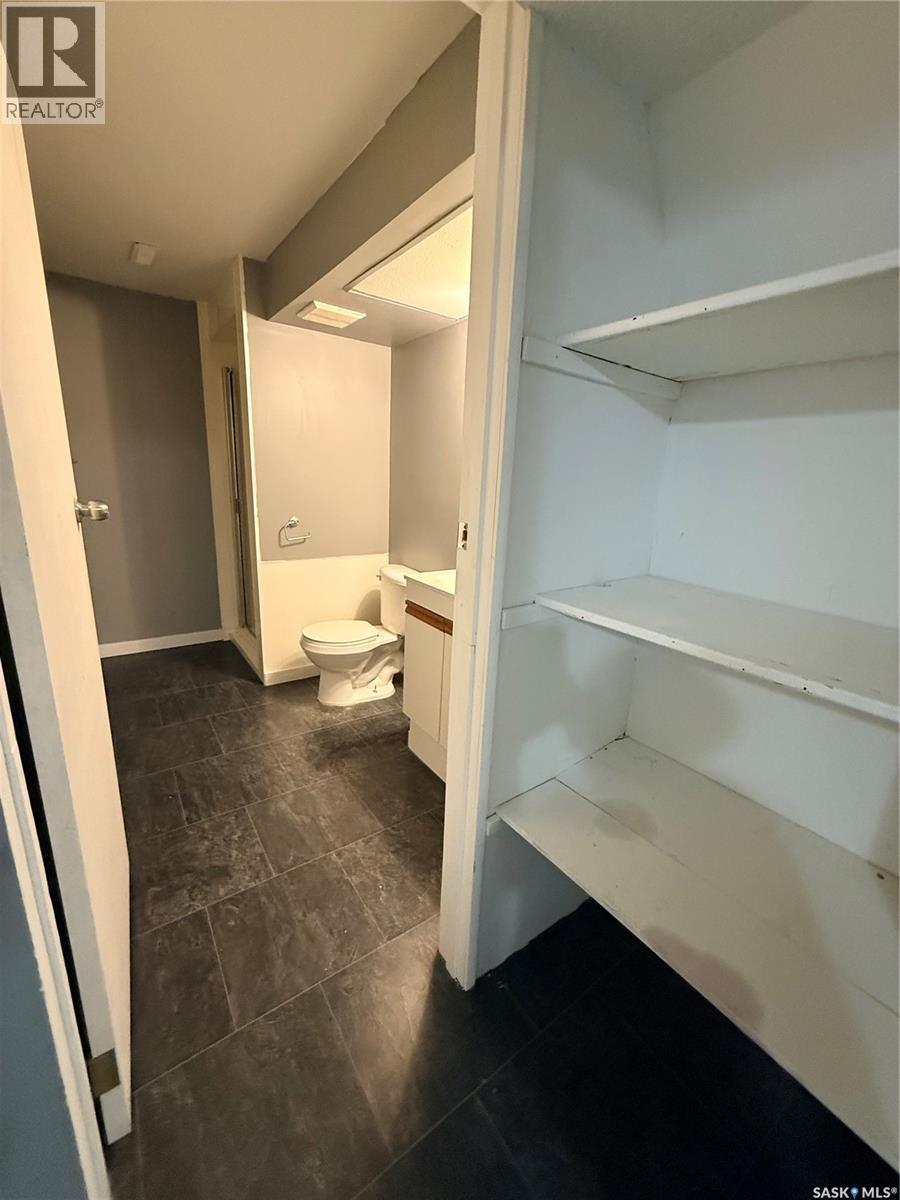 3214 33Rd Street W, Saskatoon, SK - Indoor