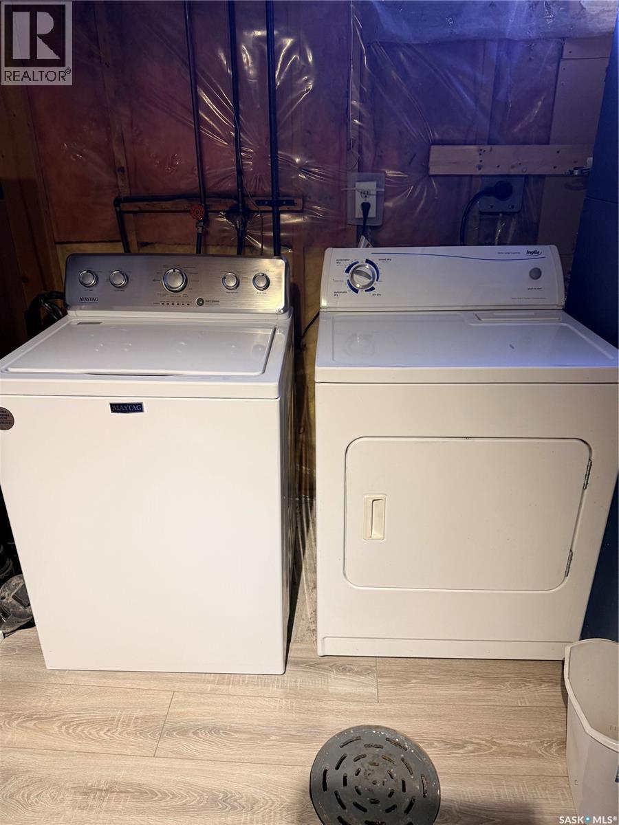 3214 33Rd Street W, Saskatoon, SK - Indoor Photo Showing Laundry Room