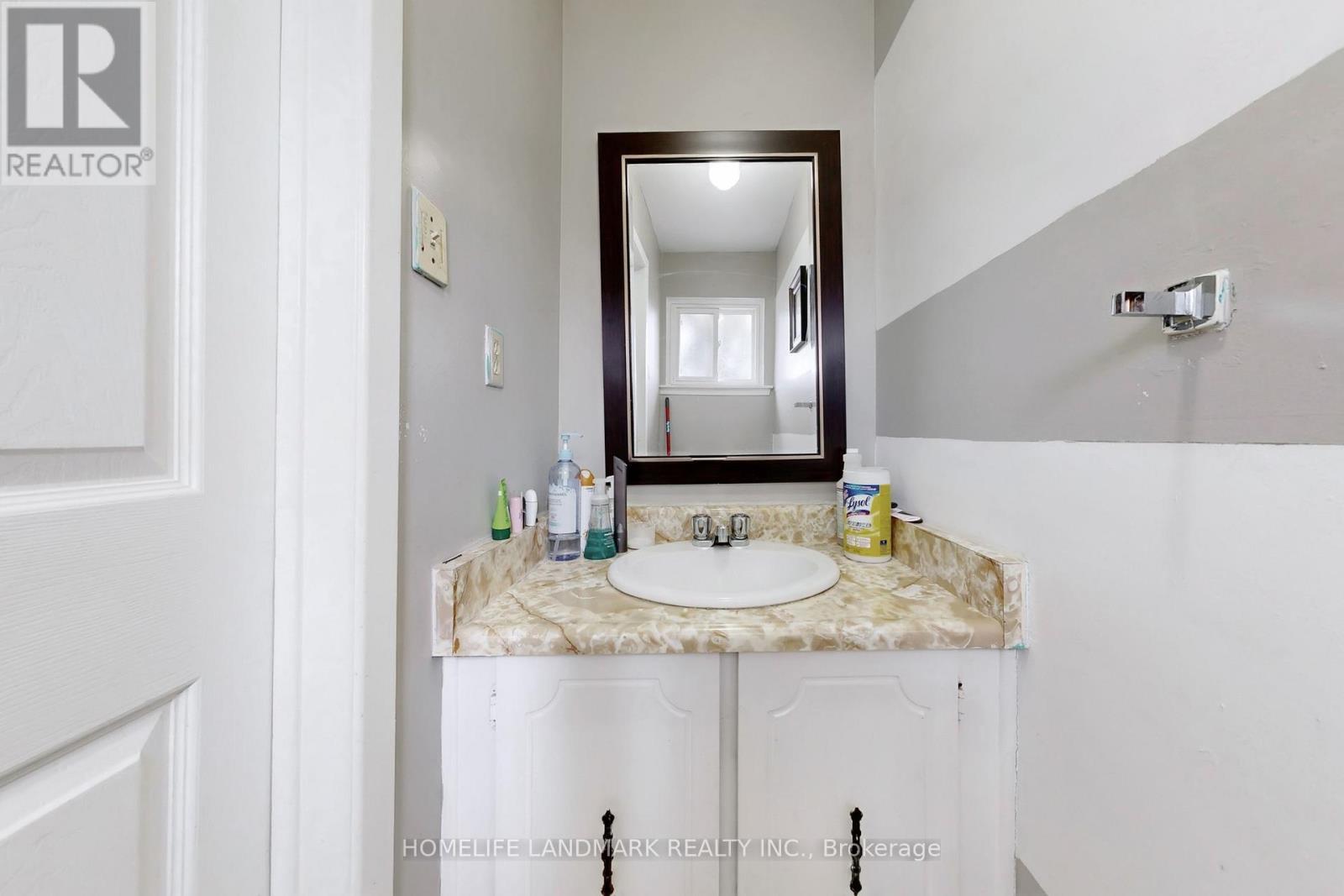 75 Dragoon Crescent, Toronto, ON - Indoor Photo Showing Bathroom