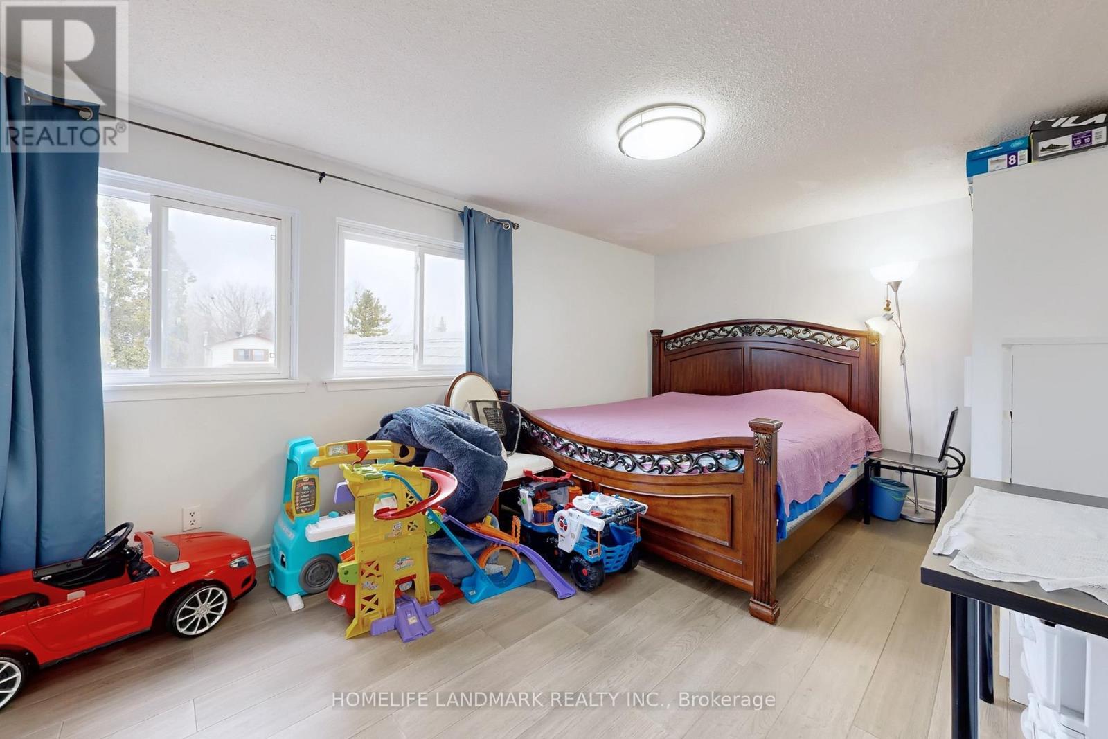 75 Dragoon Crescent, Toronto, ON - Indoor Photo Showing Bedroom