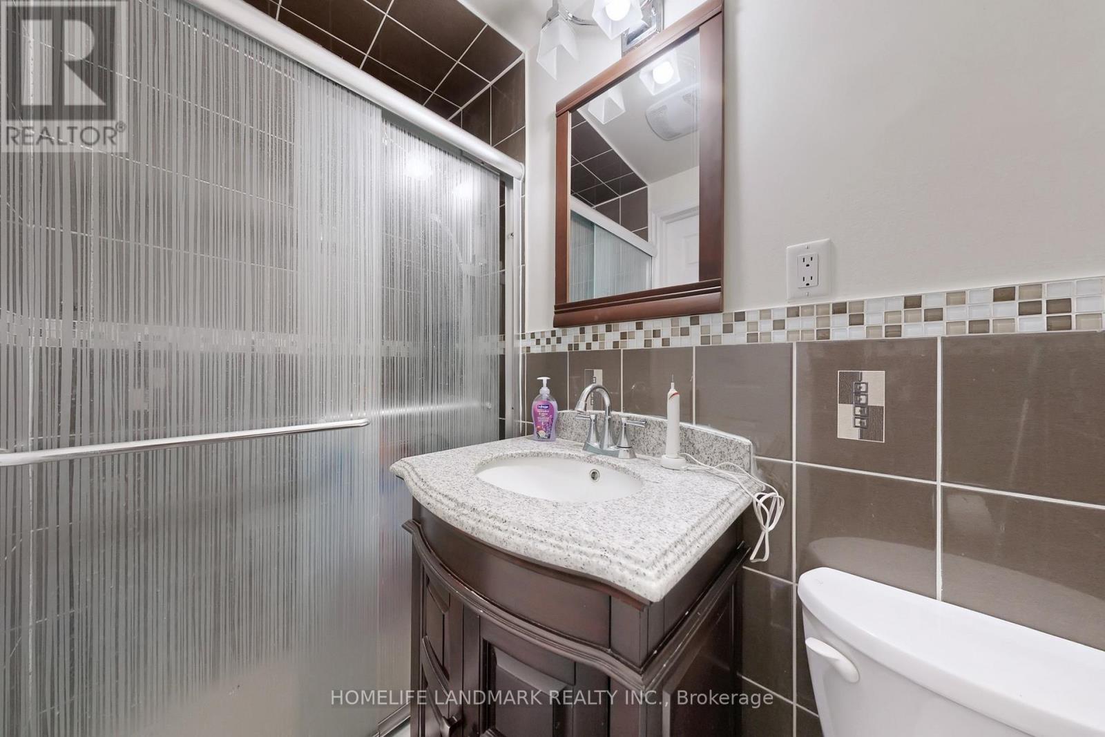 75 Dragoon Crescent, Toronto, ON - Indoor Photo Showing Bathroom