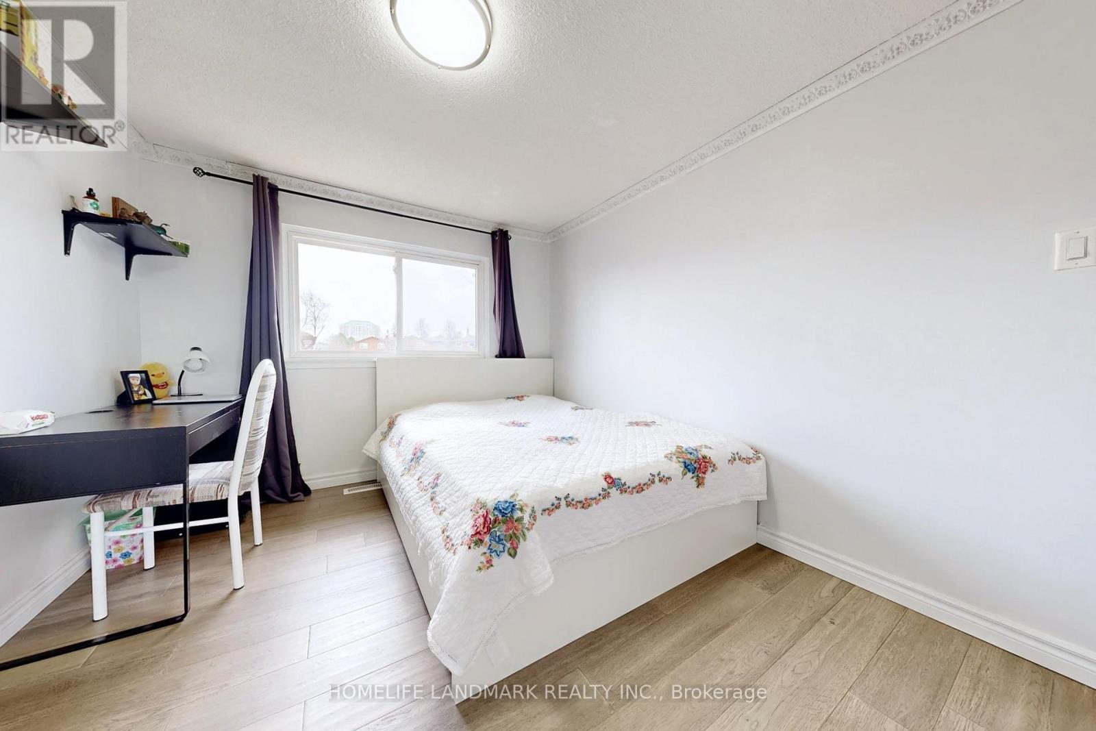75 Dragoon Crescent, Toronto, ON - Indoor Photo Showing Bedroom