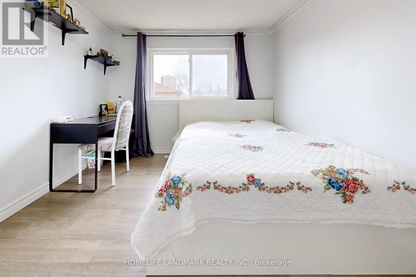 75 Dragoon Crescent, Toronto, ON - Indoor Photo Showing Bedroom