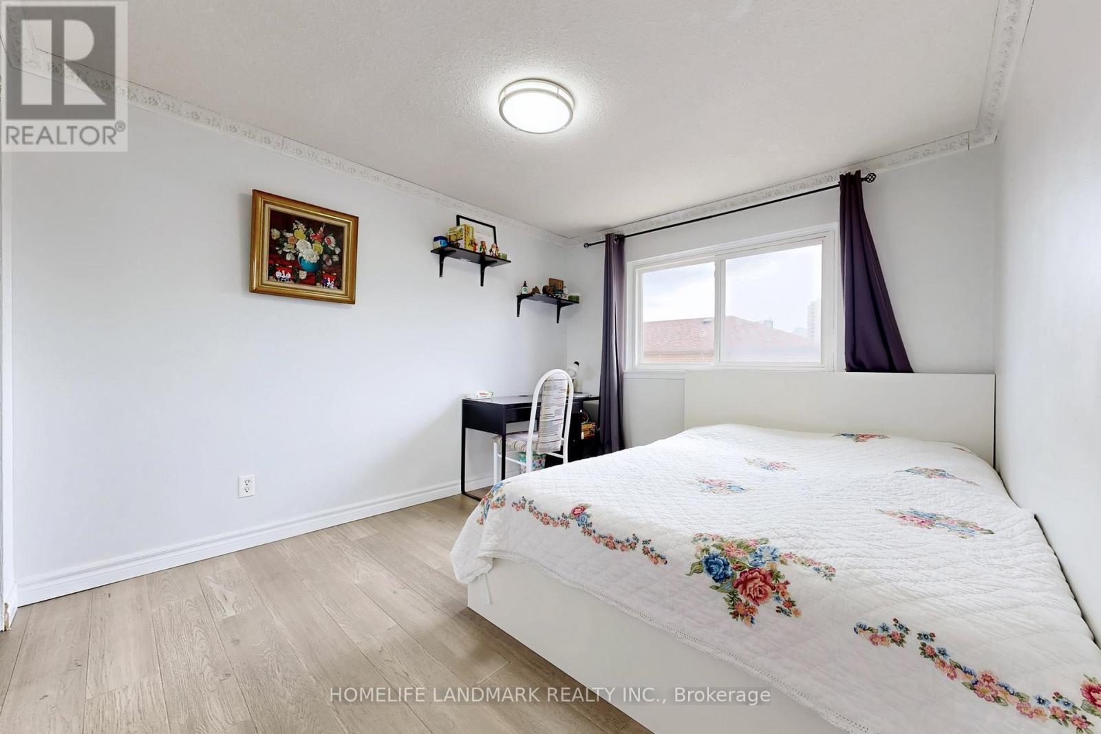75 Dragoon Crescent, Toronto, ON - Indoor Photo Showing Bedroom