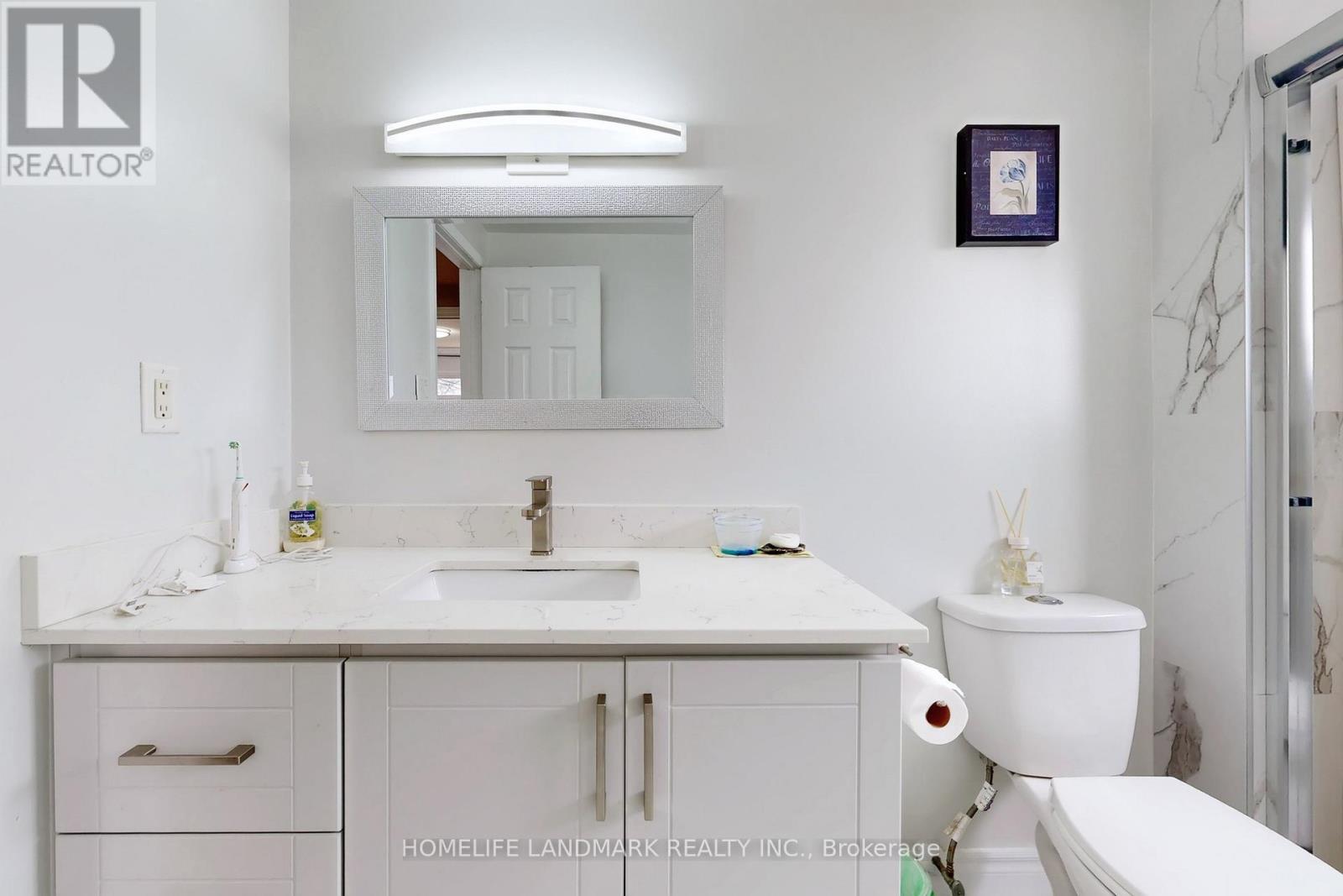75 Dragoon Crescent, Toronto, ON - Indoor Photo Showing Bathroom