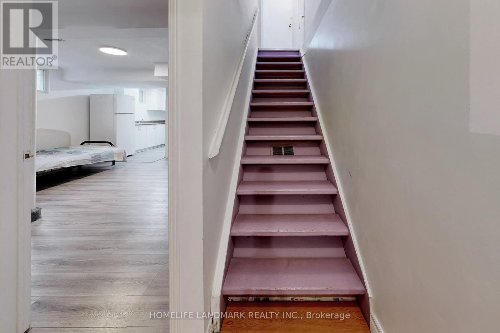 75 Dragoon Crescent, Toronto, ON - Indoor Photo Showing Other Room