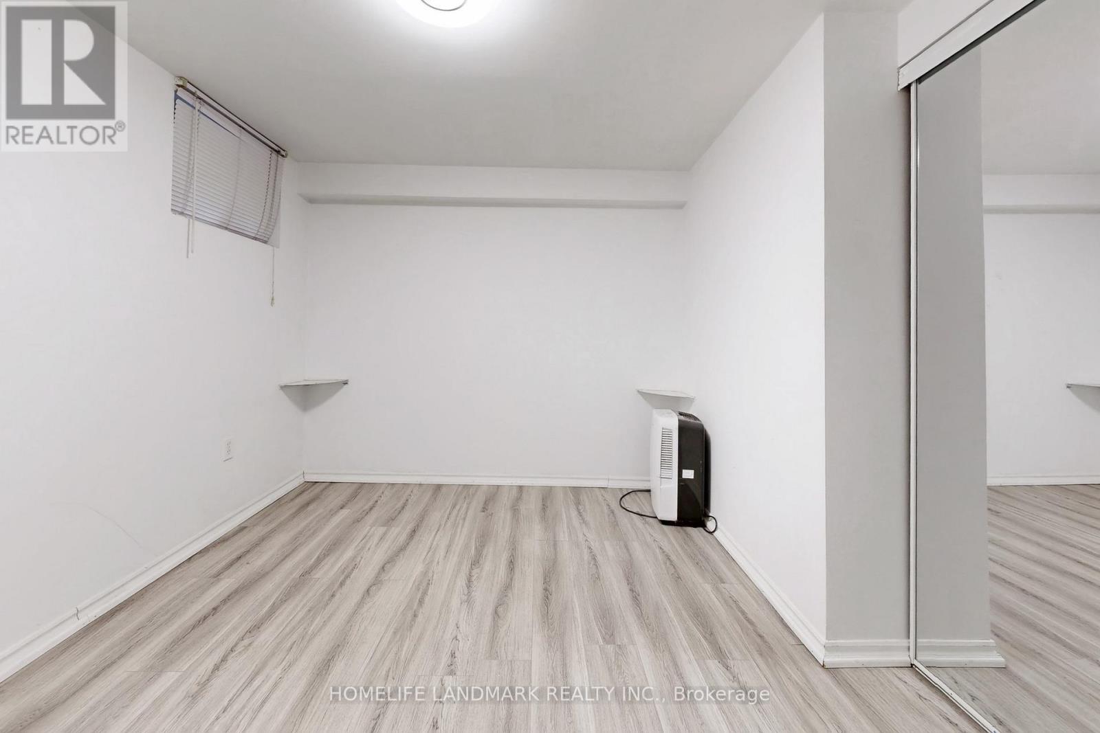 75 Dragoon Crescent, Toronto, ON - Indoor