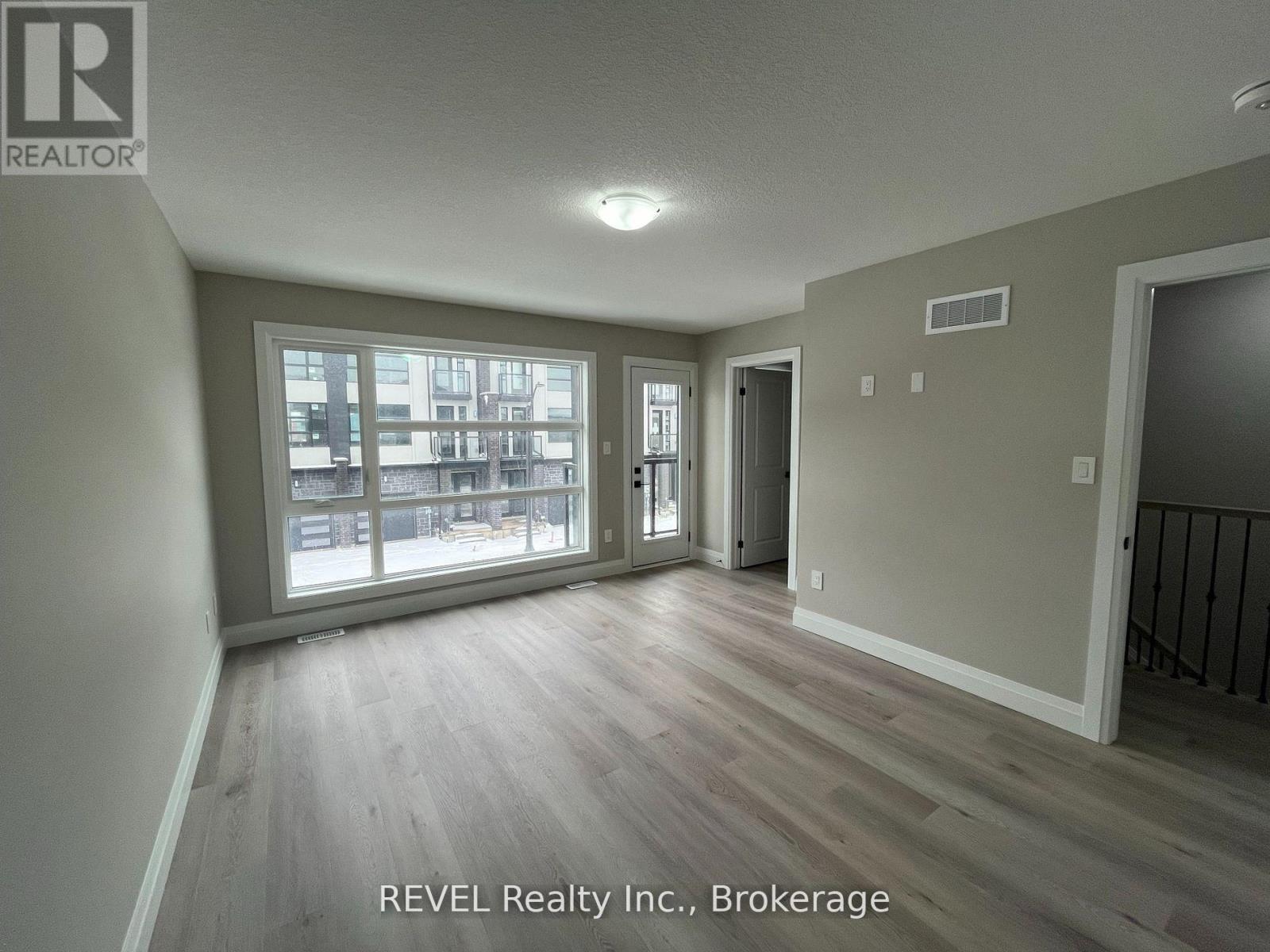 16 Keystone Trail, Welland (Lincoln/Crowland), ON - Indoor Photo Showing Other Room