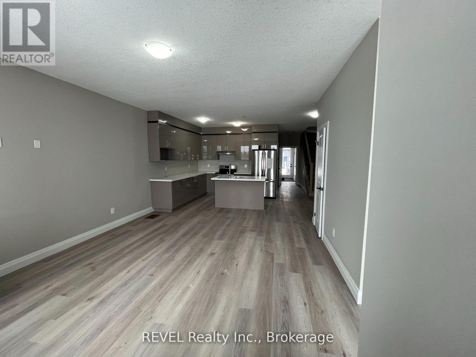 16 Keystone Trail, Welland (Lincoln/Crowland), ON - Indoor Photo Showing Other Room