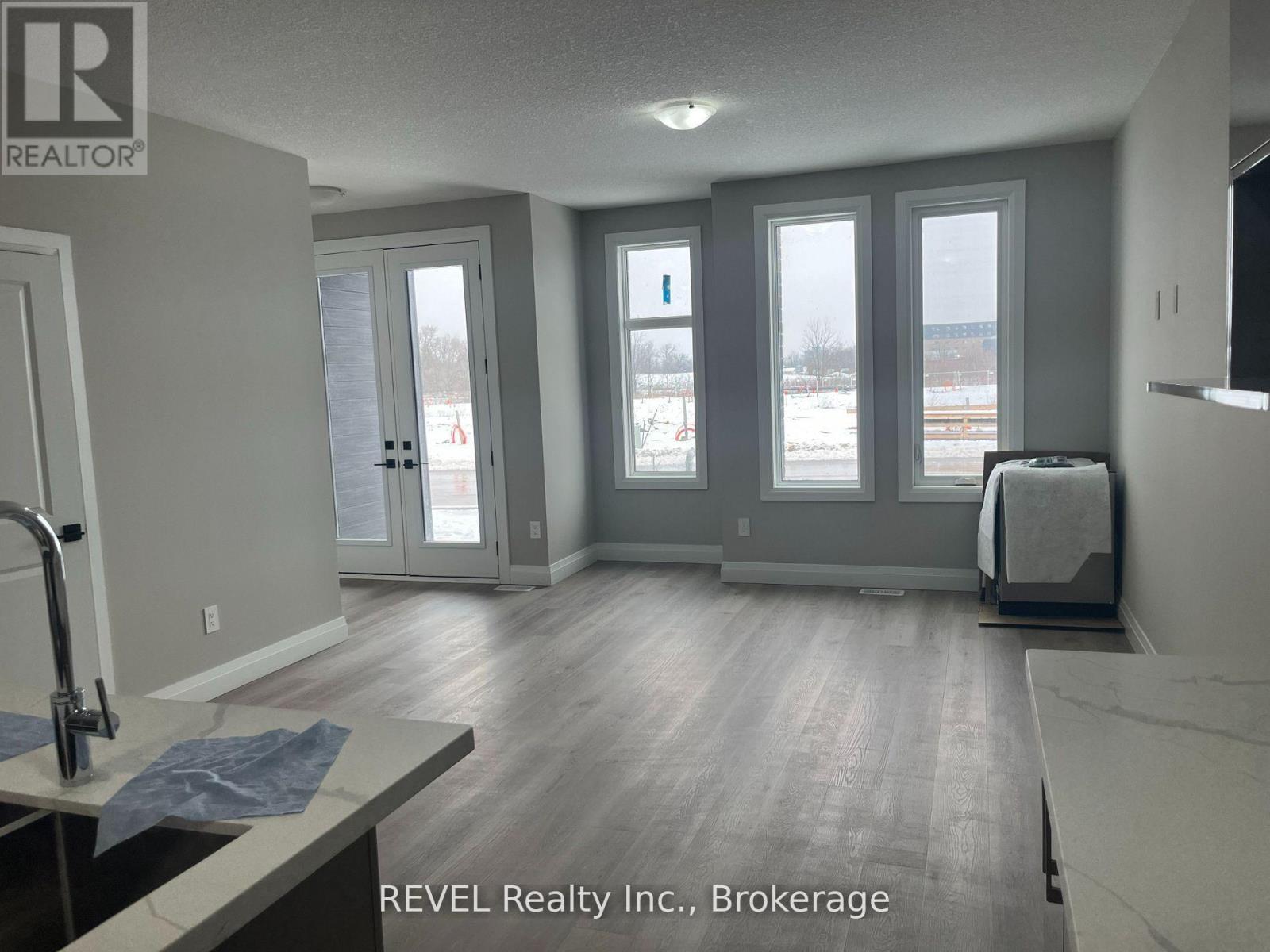 16 Keystone Trail, Welland (Lincoln/Crowland), ON - Indoor Photo Showing Other Room