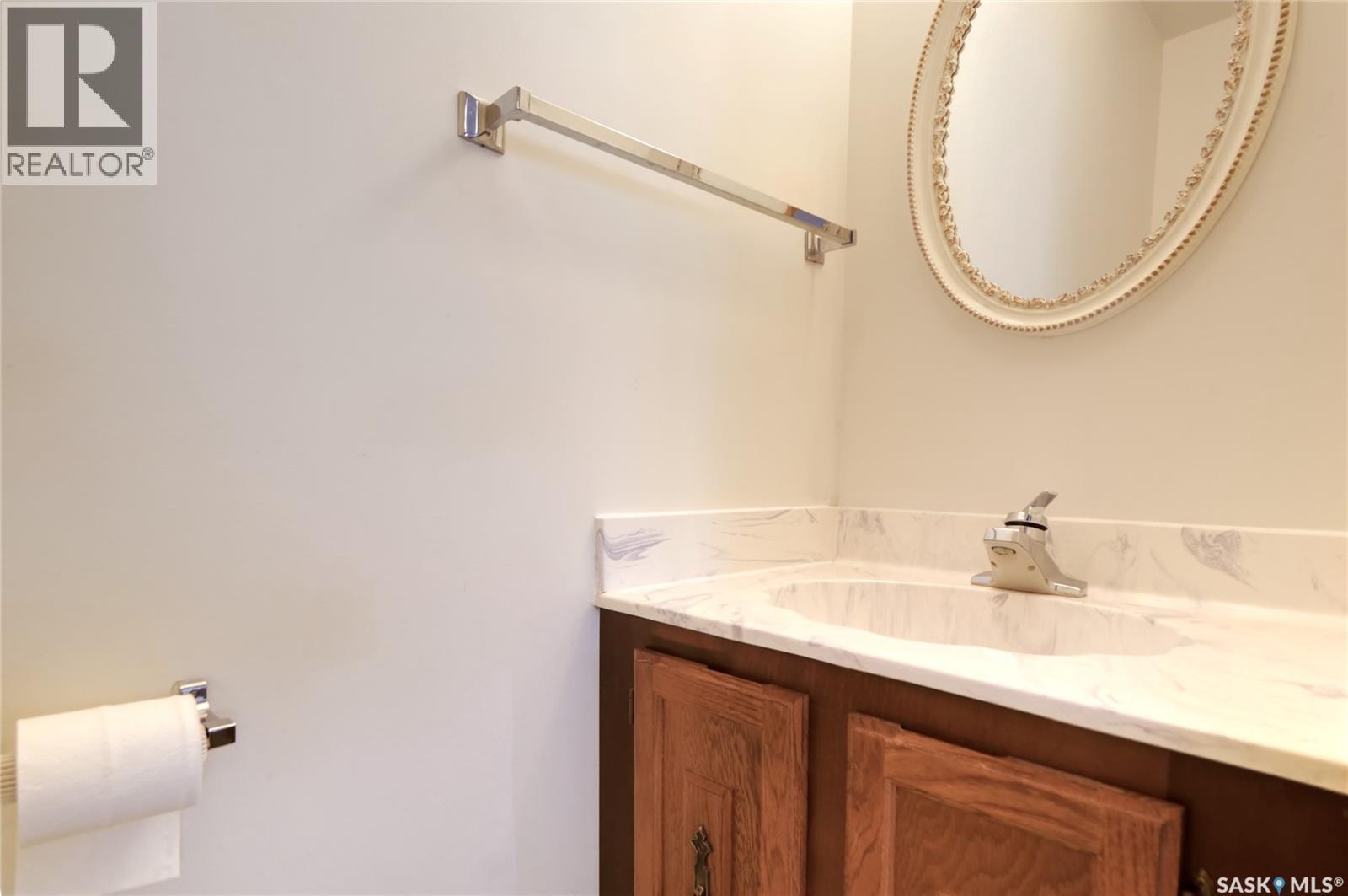 1008 Parklane Drive, Assiniboia, SK - Indoor Photo Showing Bathroom
