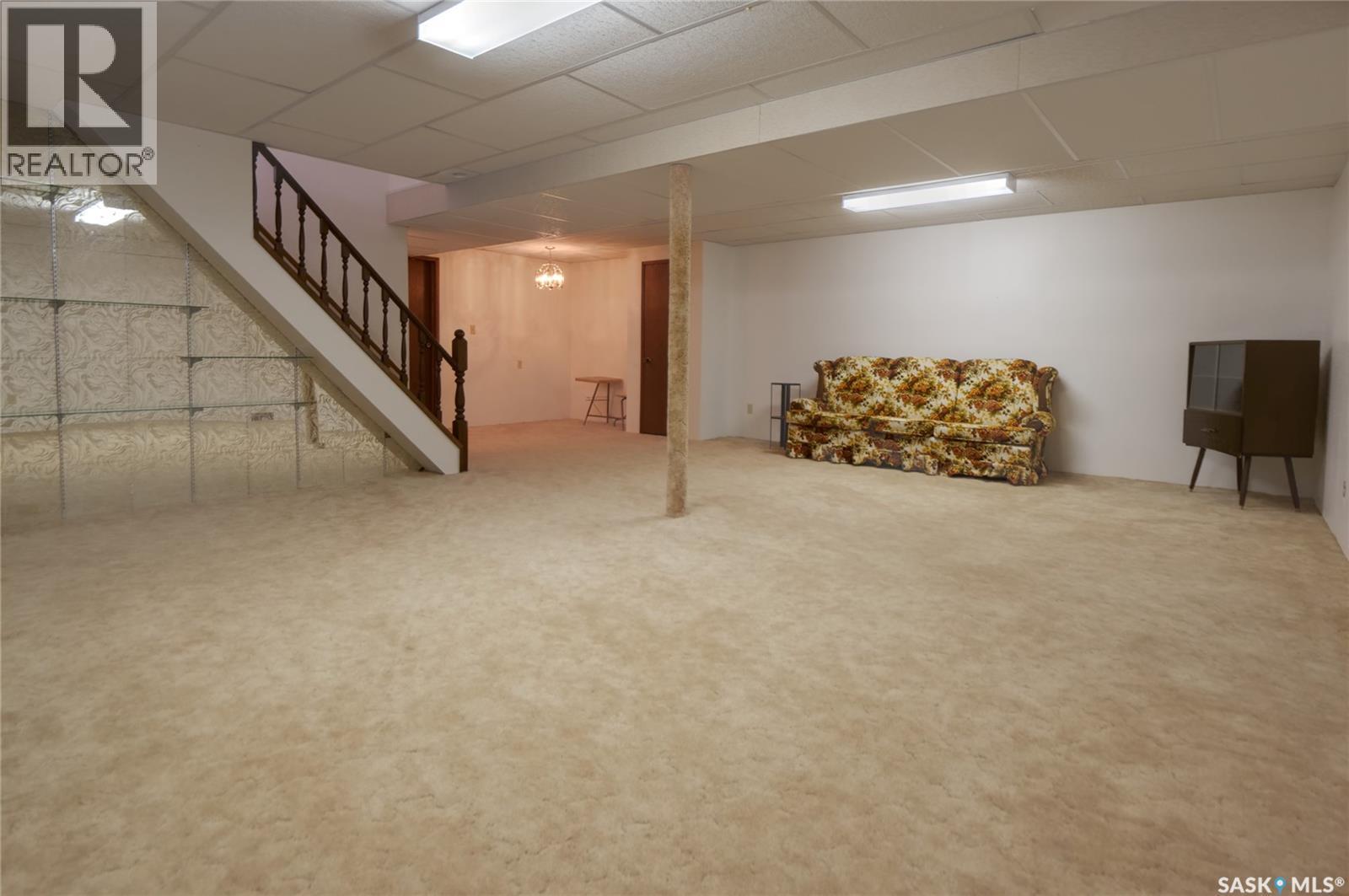 1008 Parklane Drive, Assiniboia, SK - Indoor Photo Showing Other Room