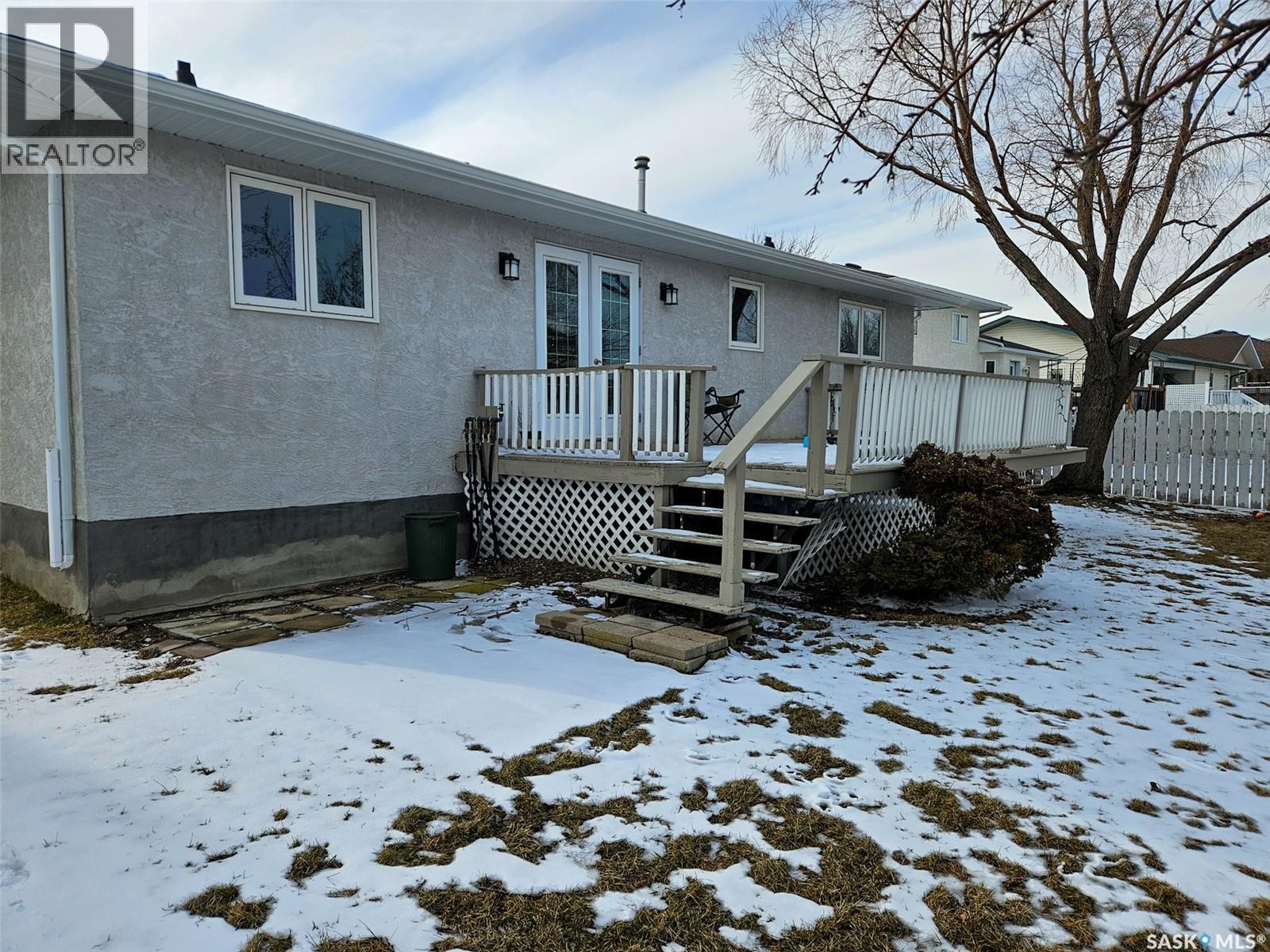 519 Palliser Drive, Swift Current, SK