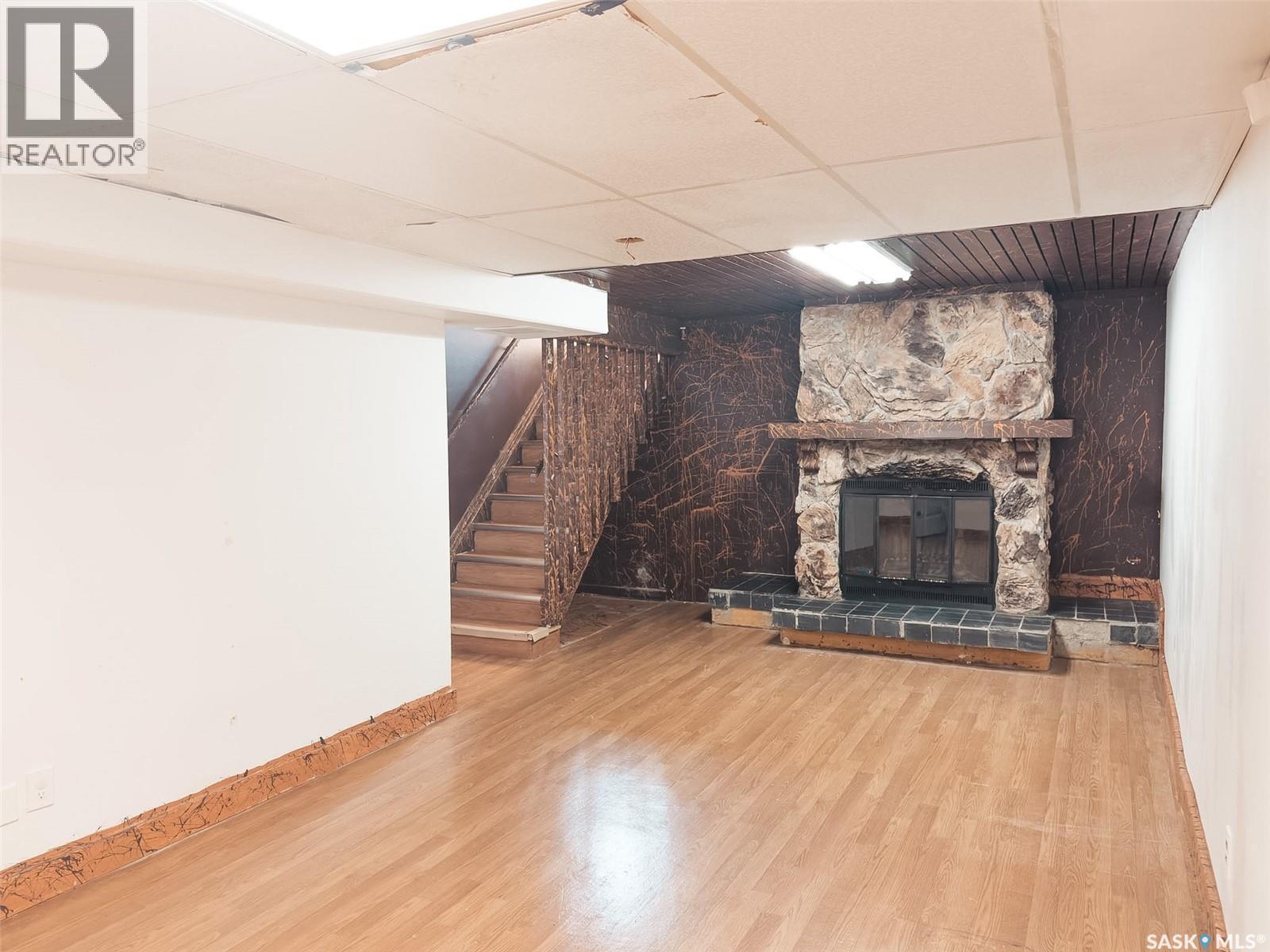 2905 Preston Avenue S, Saskatoon, SK - Indoor With Fireplace