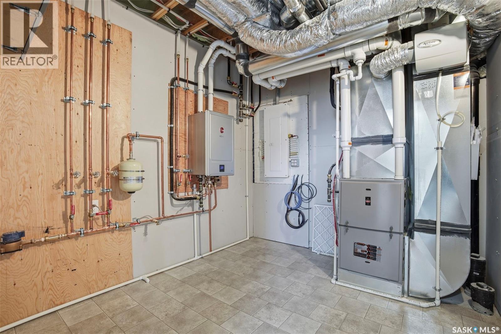 435 Sharma Crescent, Saskatoon, SK - Indoor Photo Showing Basement