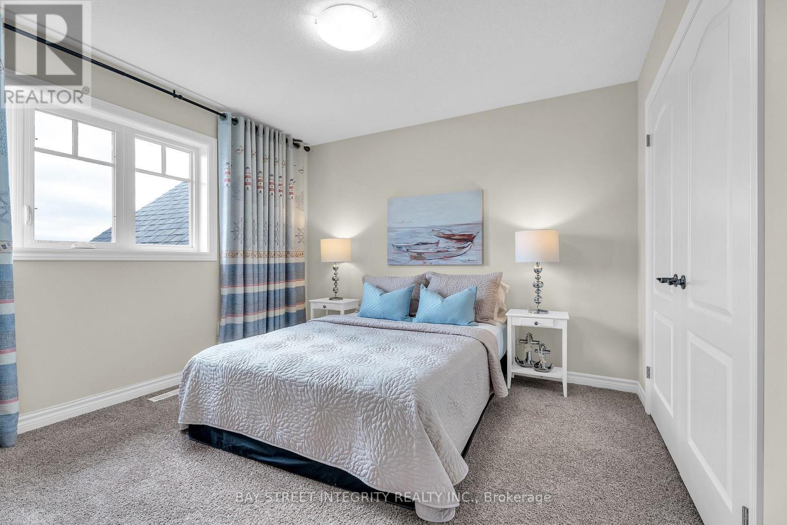 566 Bradwell Chase, London North, ON - Indoor Photo Showing Bedroom