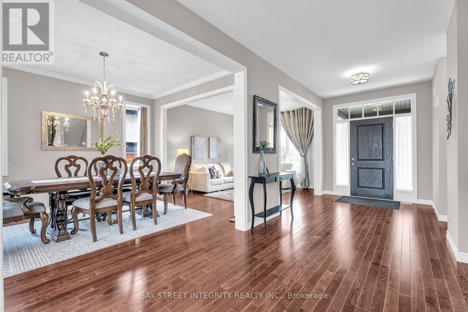 566 Bradwell Chase, London North, ON - Indoor Photo Showing Dining Room