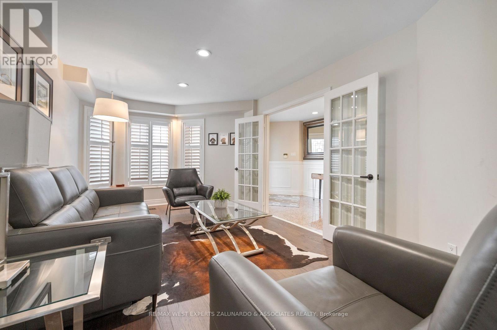 1 Lanterna Crescent, Vaughan, ON - Indoor Photo Showing Other Room