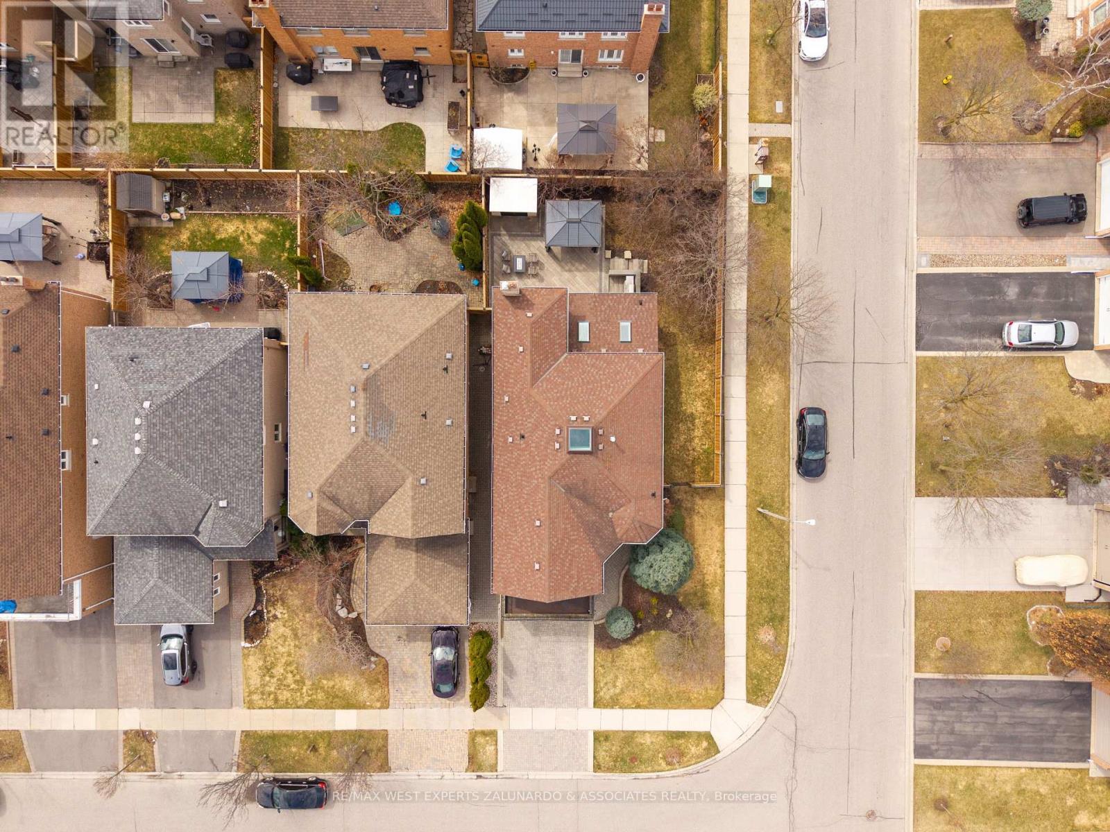 1 Lanterna Crescent, Vaughan, ON - With View