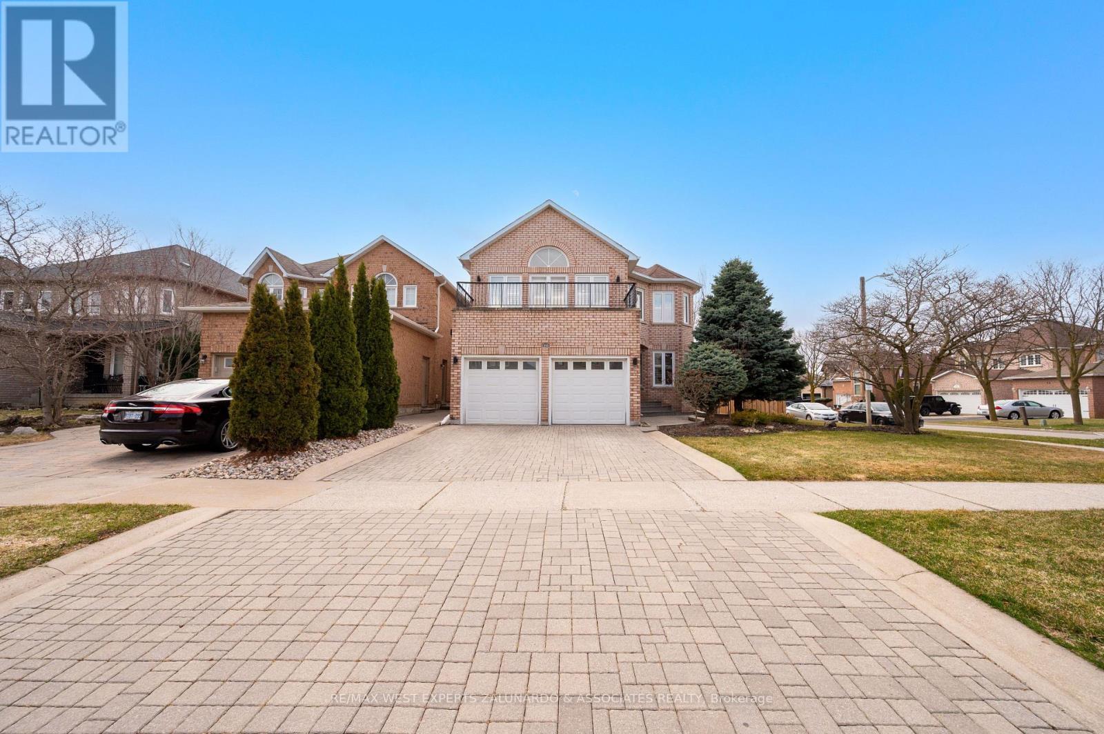 1 Lanterna Crescent, Vaughan, ON - Outdoor