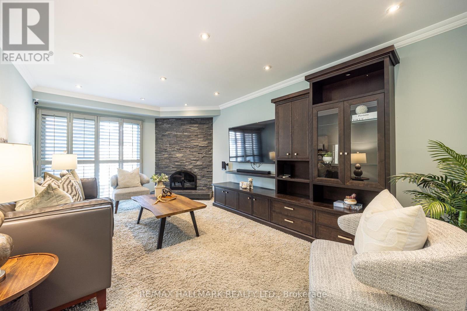 85 Colvin Crescent, Vaughan, ON - Indoor Photo Showing Living Room With Fireplace