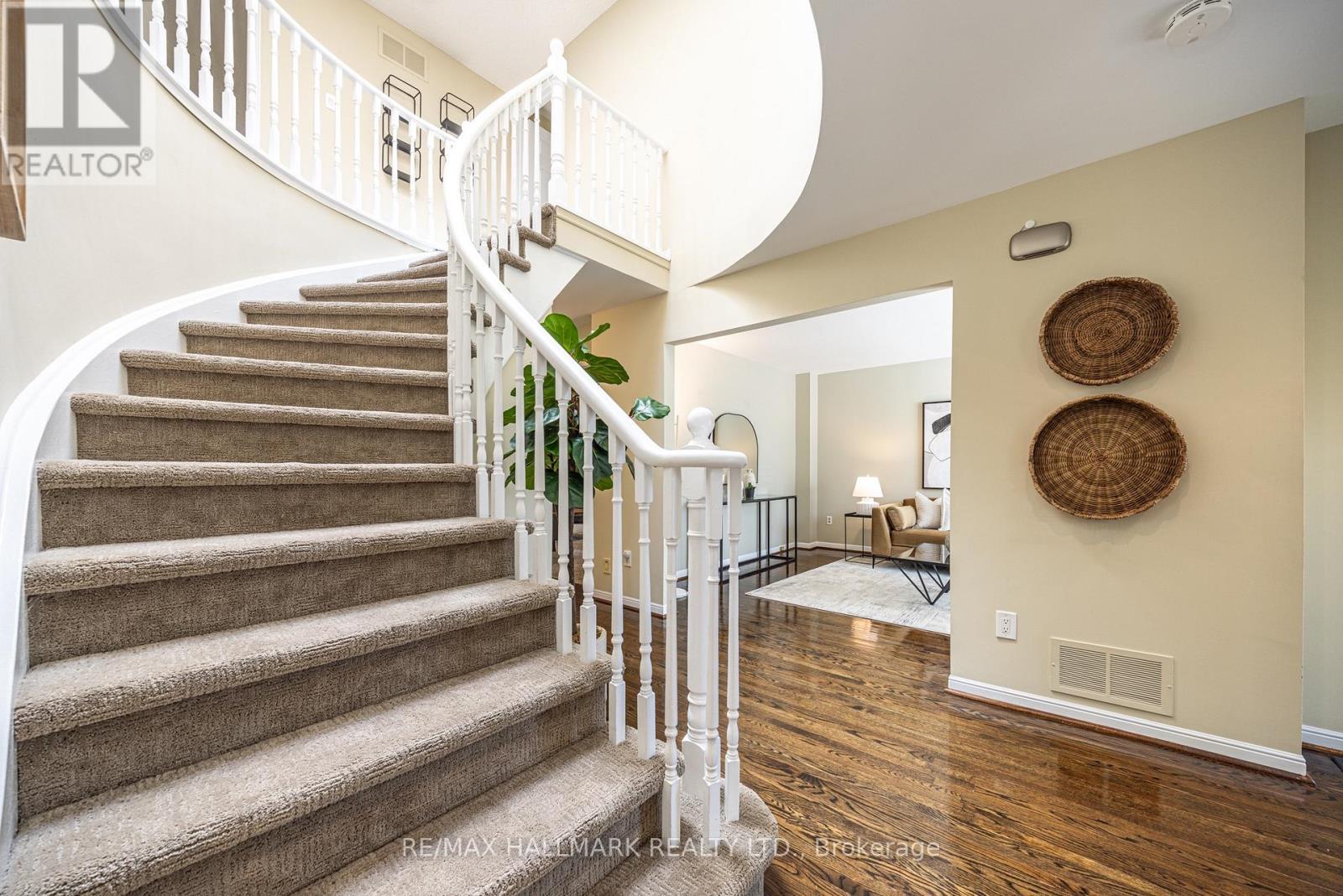 85 Colvin Crescent, Vaughan, ON - Indoor Photo Showing Other Room