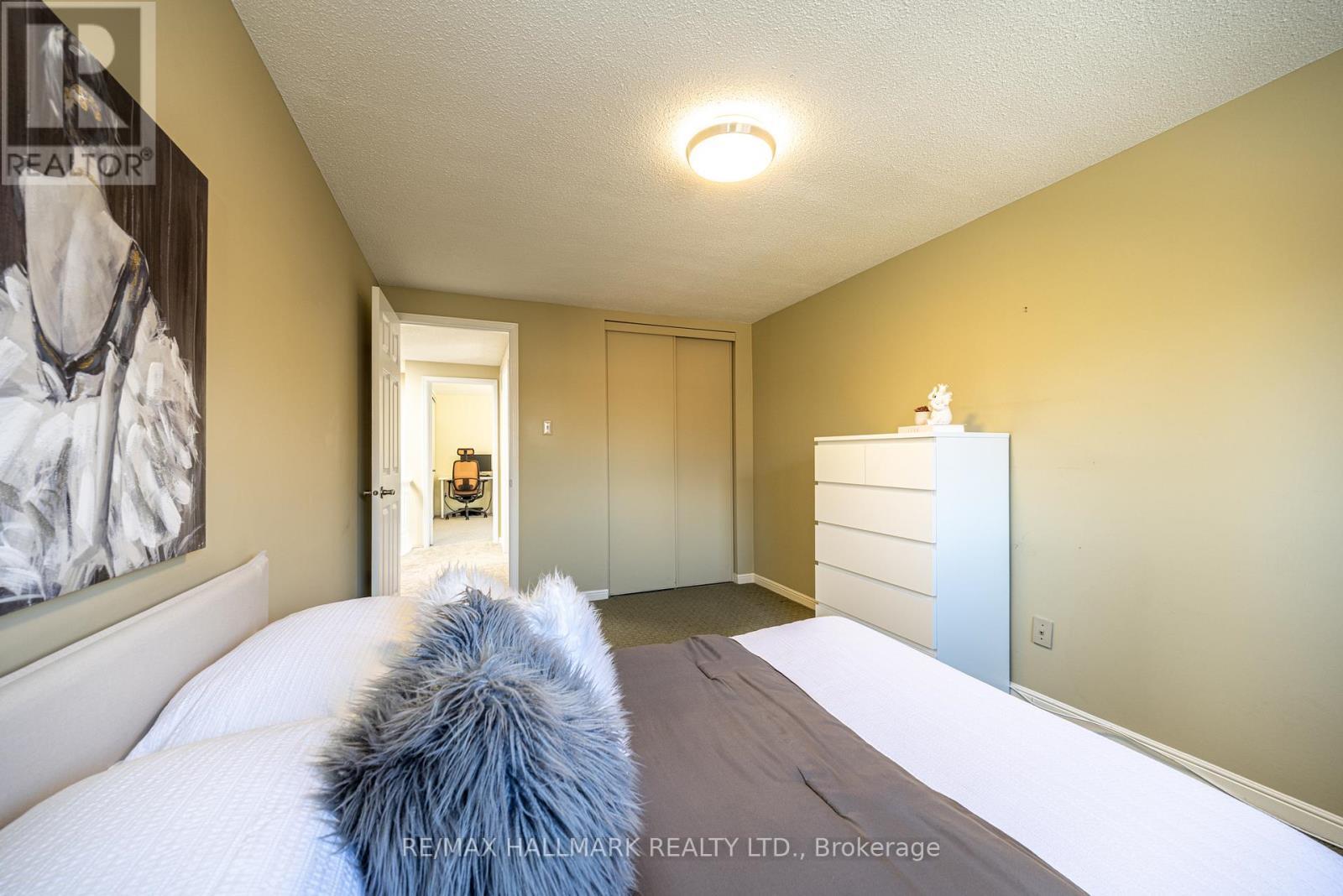 85 Colvin Crescent, Vaughan, ON - Indoor Photo Showing Bedroom