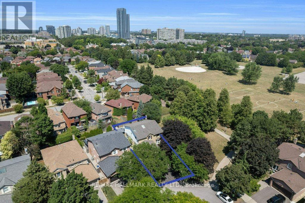85 Colvin Crescent, Vaughan, ON - Outdoor With View