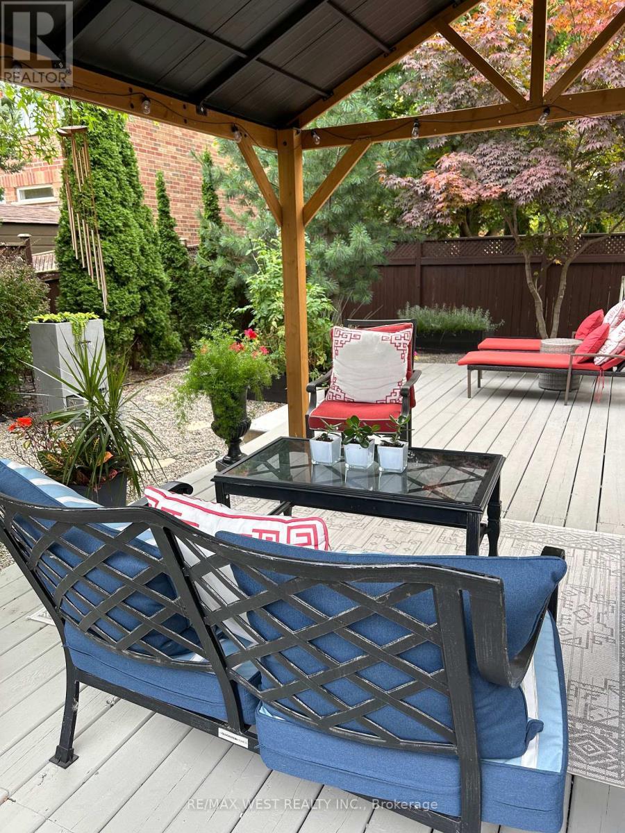 3374 Artesian Drive, Mississauga, ON - Outdoor With Deck Patio Veranda With Exterior