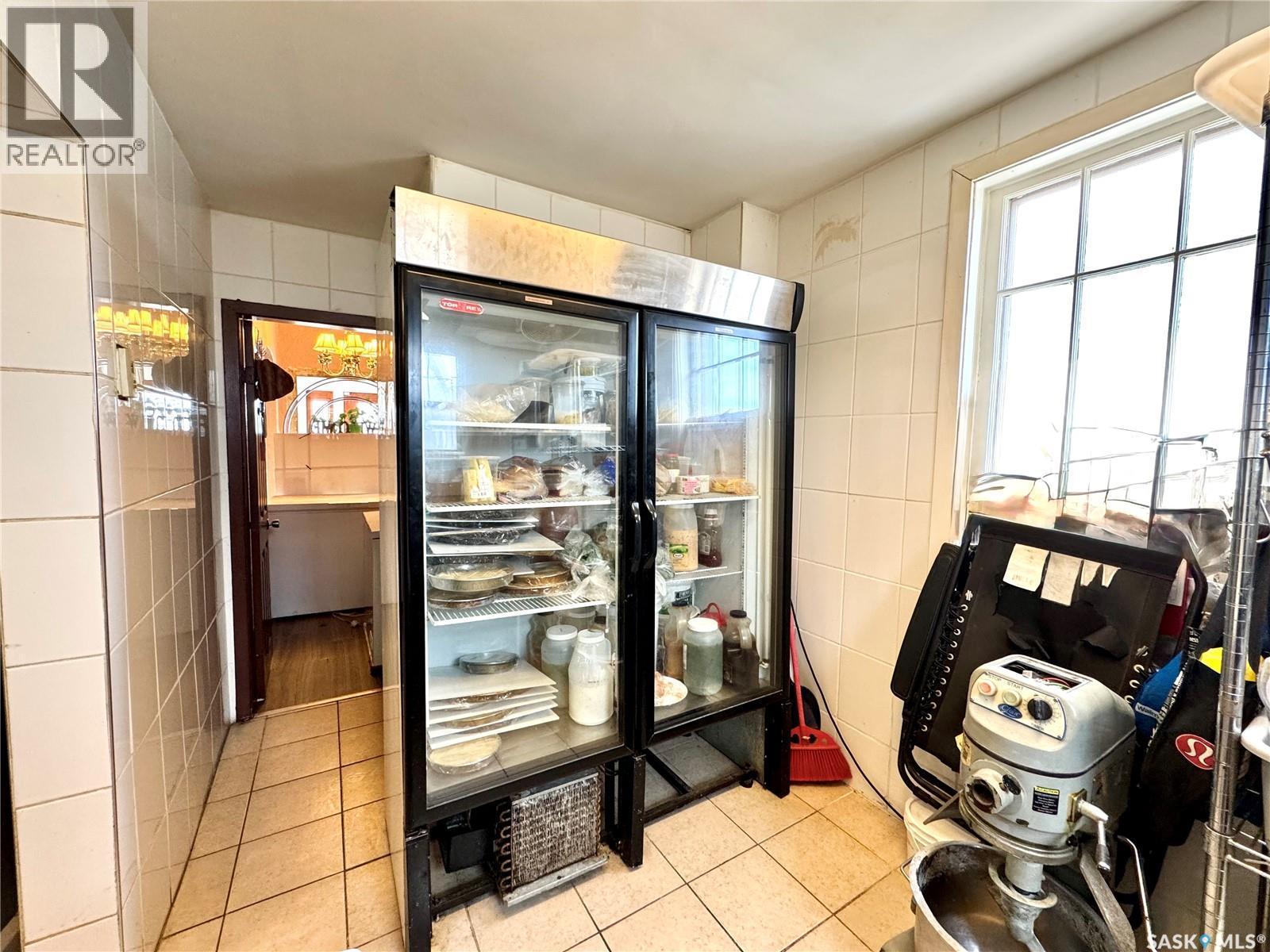 2416 14Th Avenue, Regina, SK