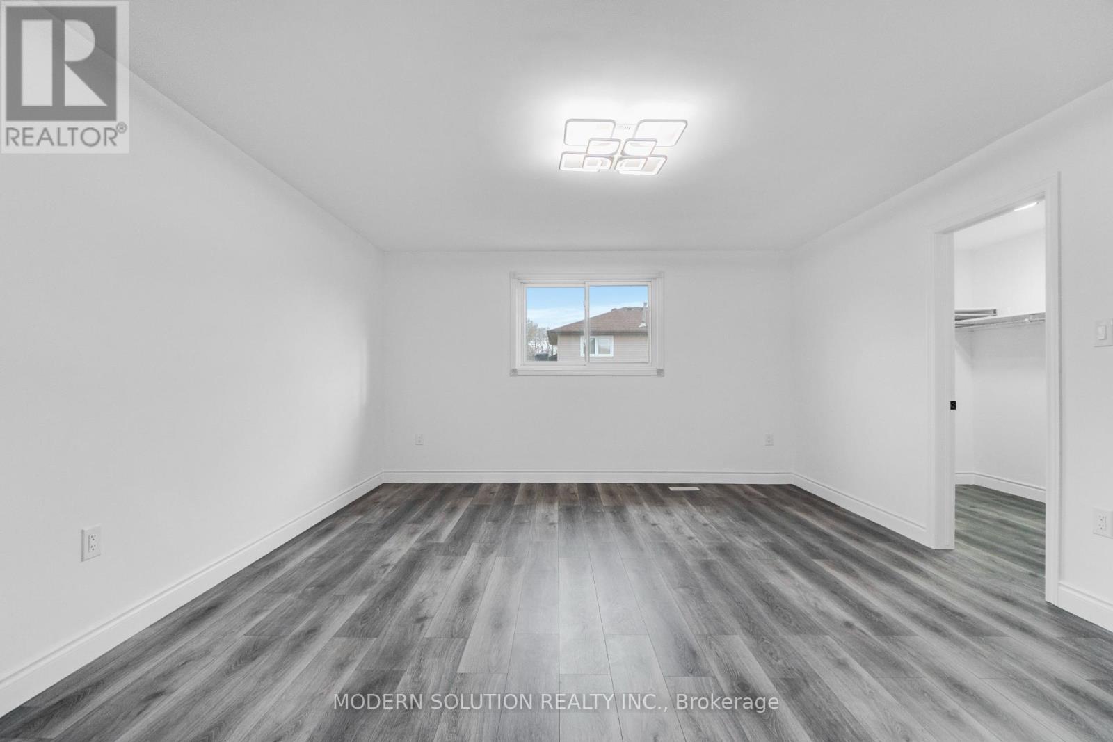 168 Fusilier Drive, Hamilton, ON - Indoor Photo Showing Other Room