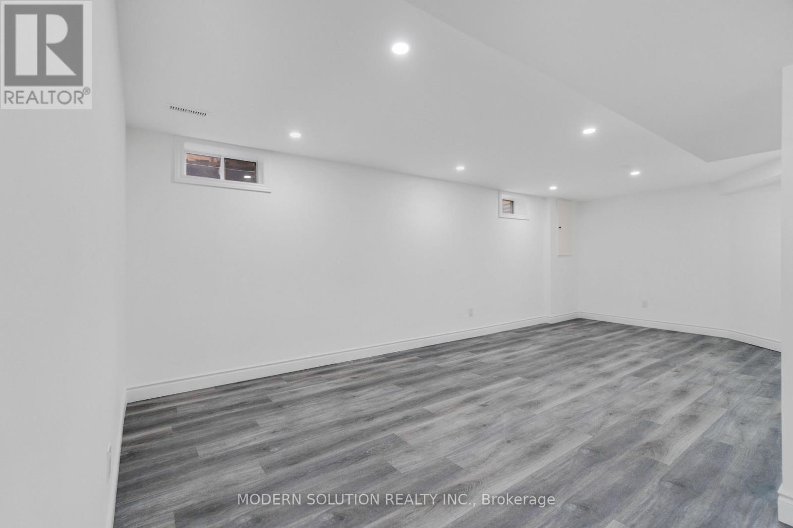 168 Fusilier Drive, Hamilton, ON - Indoor