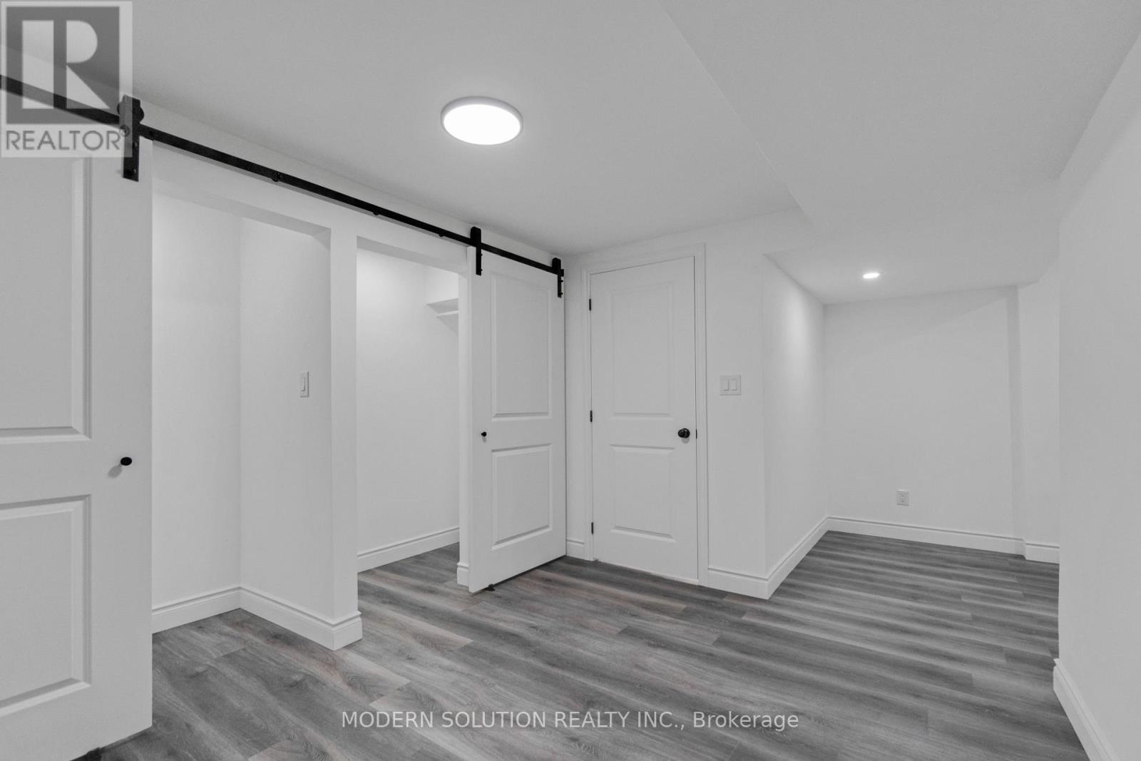 168 Fusilier Drive, Hamilton, ON - Indoor Photo Showing Other Room