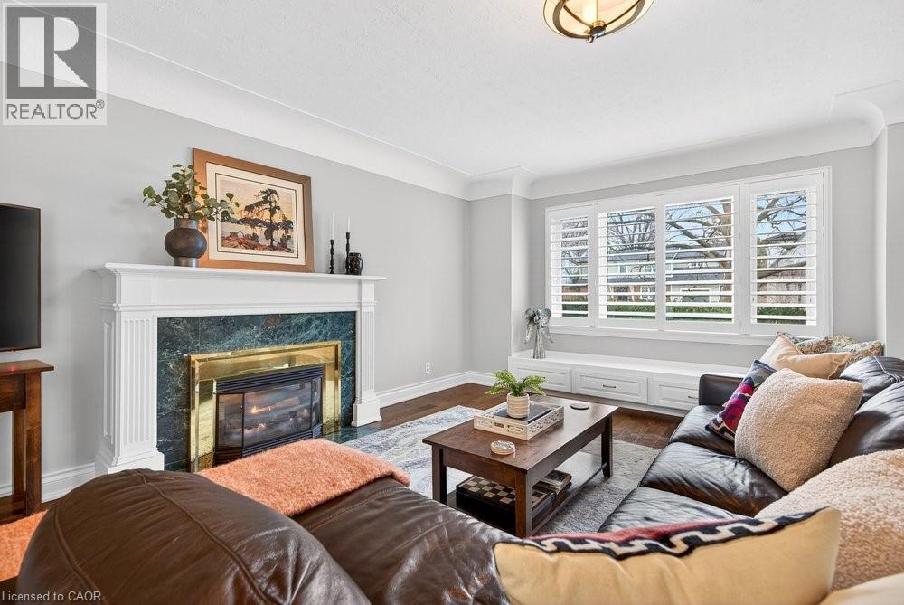 2153 Paisley Avenue, Burlington, ON - Indoor Photo Showing Living Room With Fireplace