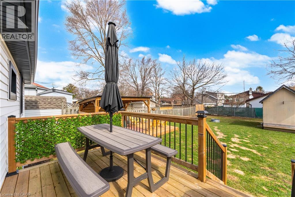 117 Norfolk Avenue, Cambridge, ON - Outdoor With Deck Patio Veranda