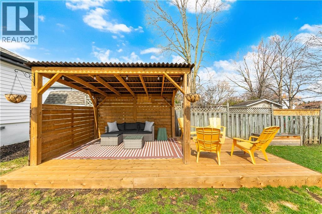 117 Norfolk Avenue, Cambridge, ON - Outdoor With Deck Patio Veranda