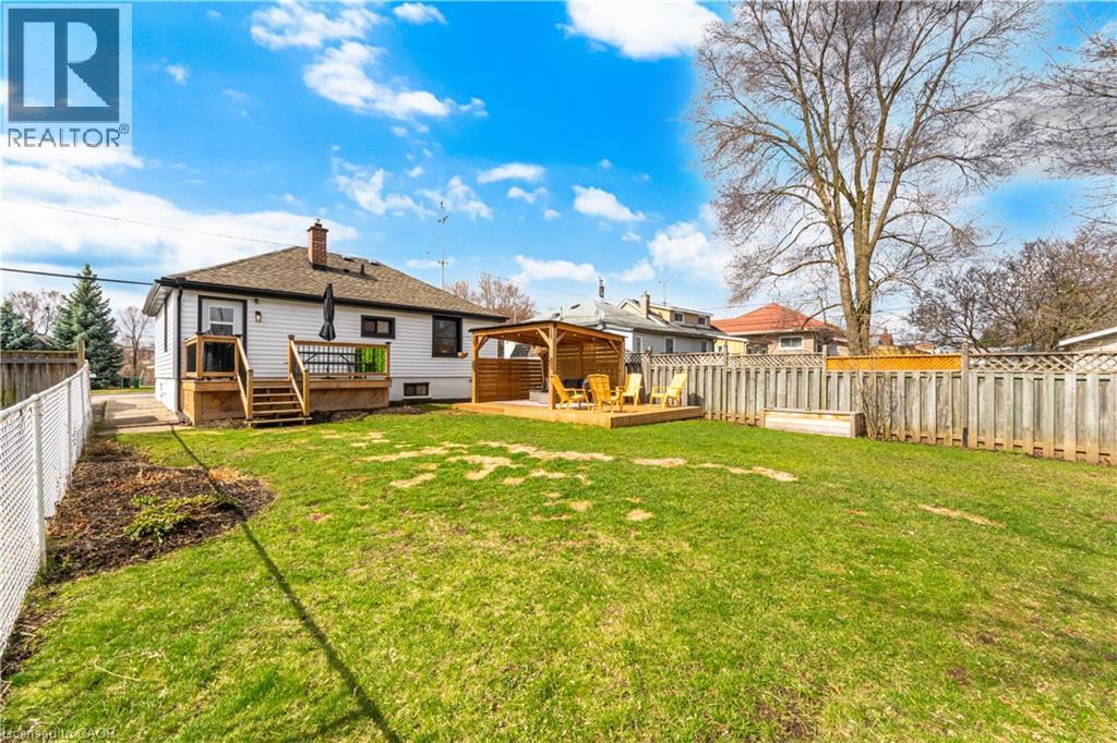 117 Norfolk Avenue, Cambridge, ON - Outdoor