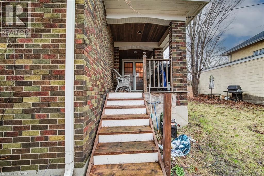 71 Margaret Avenue, Kitchener, ON - Outdoor