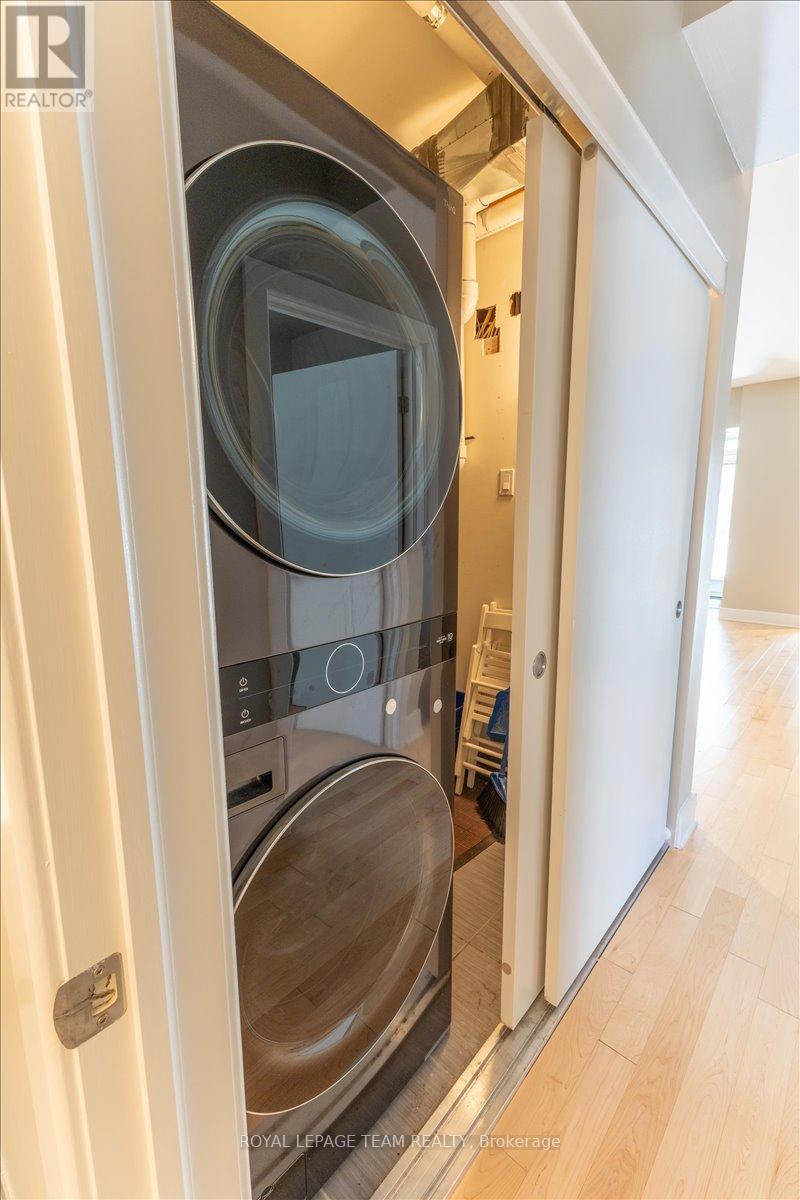 9 Balsam Street, Ottawa, ON - Indoor Photo Showing Laundry Room