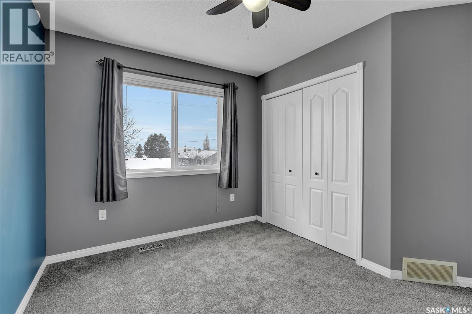 1276 Campbell Street, Regina, SK - Indoor