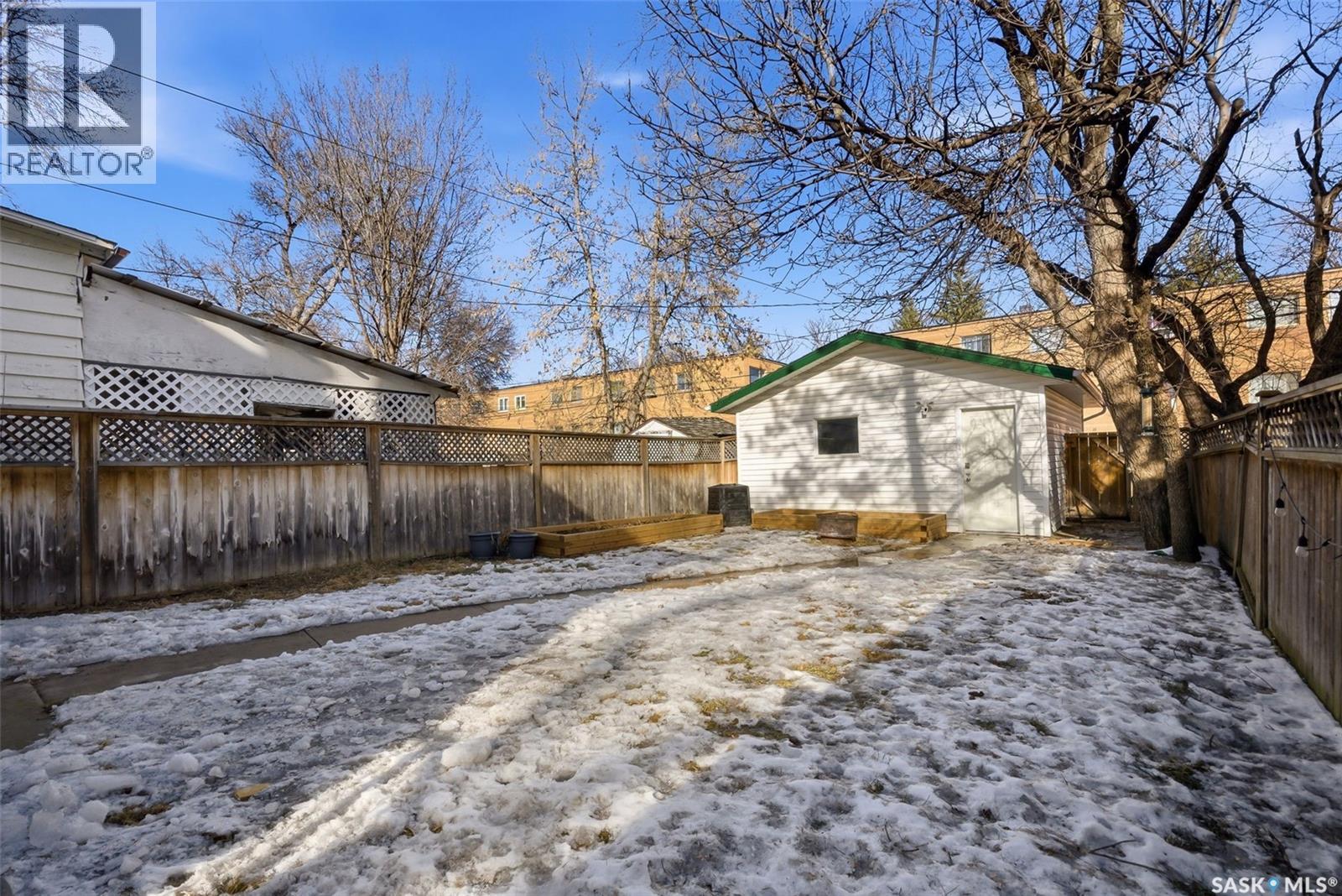 2231 Cameron Street, Regina, SK - Outdoor