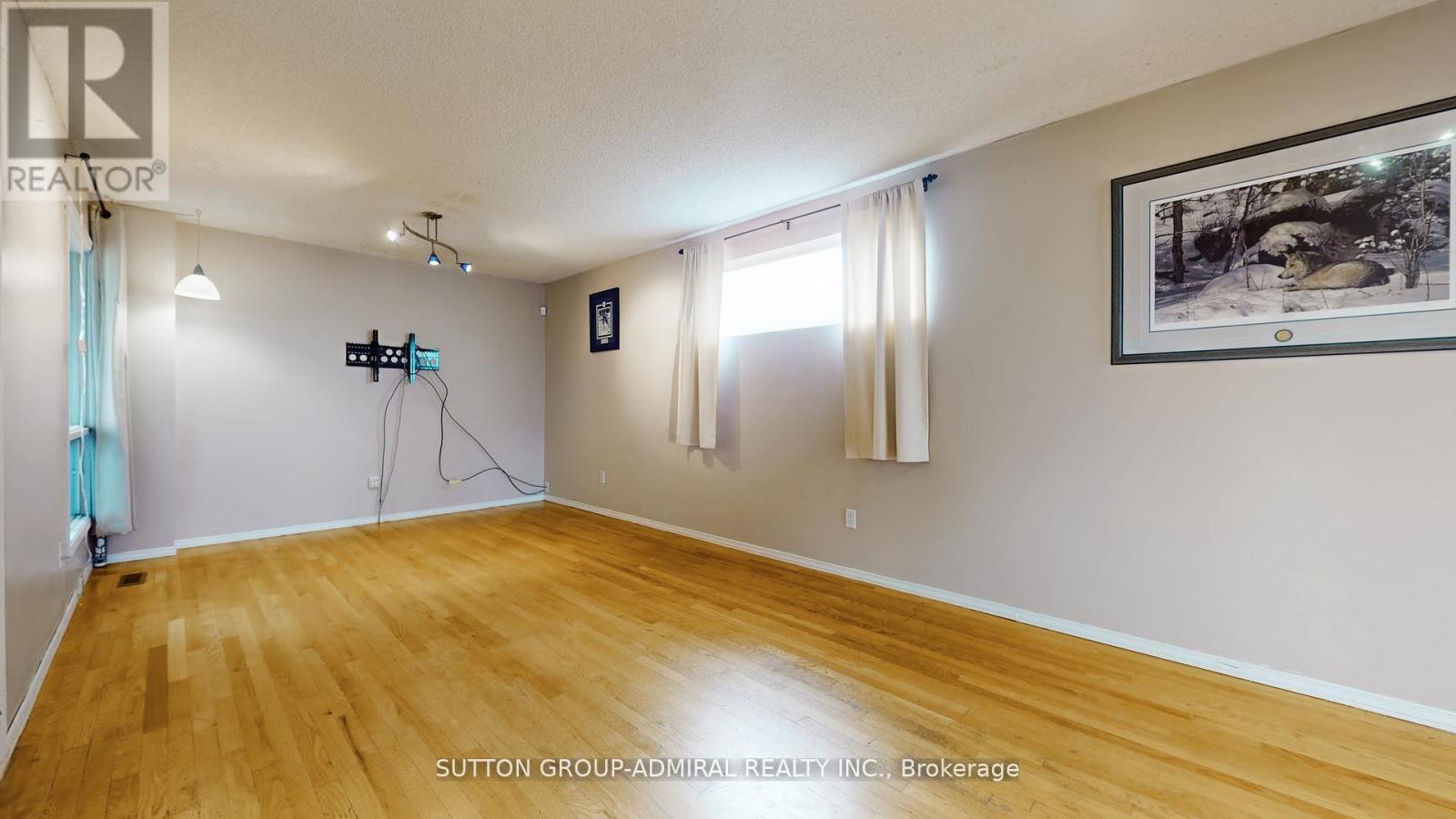 93 Patrice Crescent, Vaughan, ON - Indoor Photo Showing Other Room