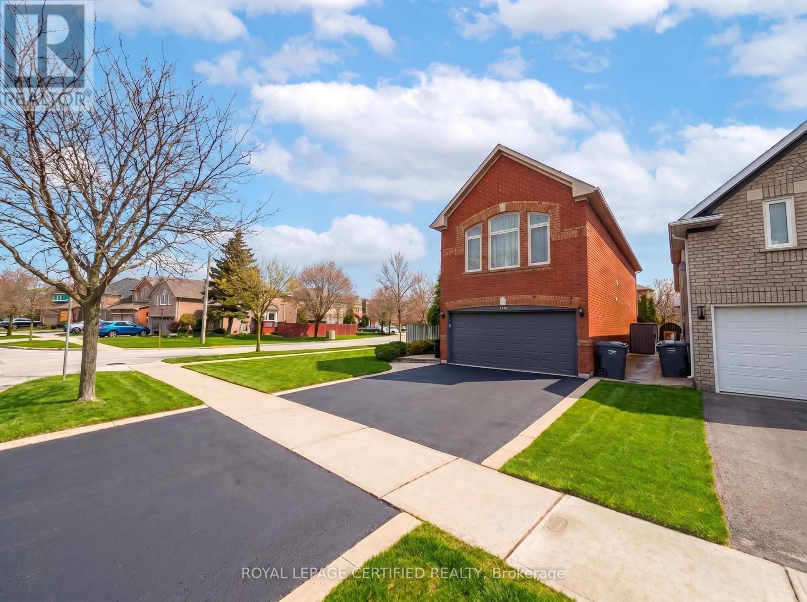 3898 Parkgate Drive, Mississauga, ON - Outdoor