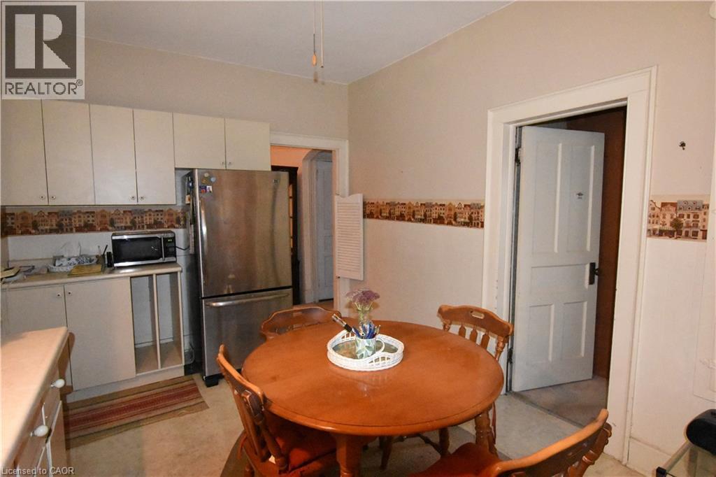 85 Head Street N, Simcoe, ON - Indoor Photo Showing Dining Room