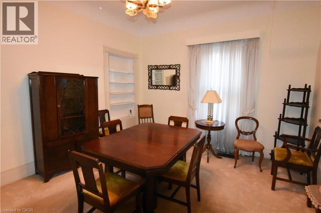 85 Head Street N, Simcoe, ON - Indoor Photo Showing Dining Room